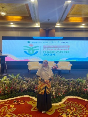 Kepala Madrasah Mengikuti Kegiatan Seminar Nasional AKMI 2024