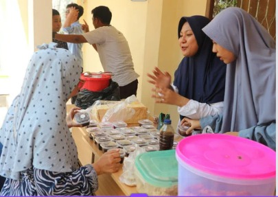 Market Day di MAN IC Gorontalo: OSIS ETOS Memprakarsai Kegiatan untuk Kelas 10